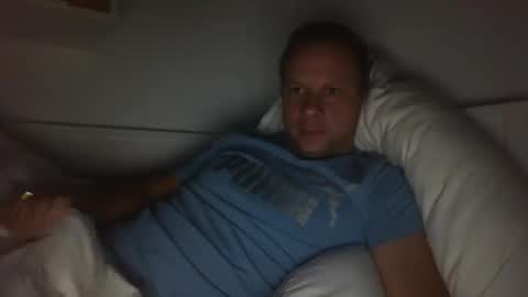 Long distance cumshot online show from January 3, 8:22 pm