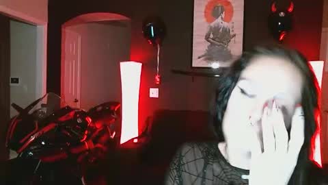 aamon_evil online show from September 19, 4:16 am