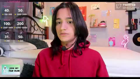 Aaron  online show from January 10, 11:10 pm