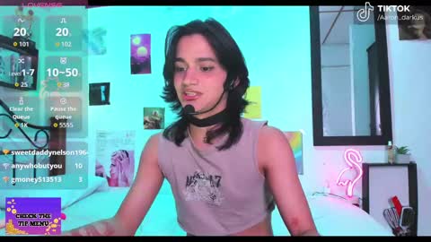 Aaron  online show from October 5, 1:25 am