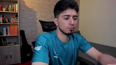 Aaron online show from March 7, 9:17 pm