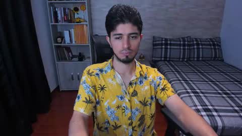 Aaron online show from September 25, 8:05 pm