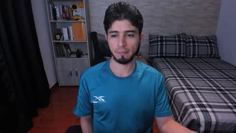 Aaron online show from October 2, 8:29 pm