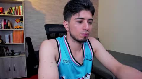 Aaron online show from March 11, 7:03 pm