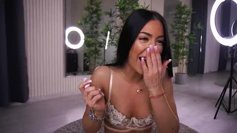 Alexa online show from March 7, 6:46 am