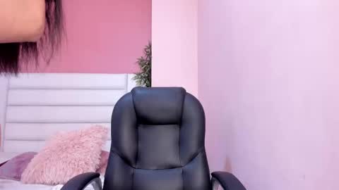 abbey_walker online show from March 3, 1:01 pm