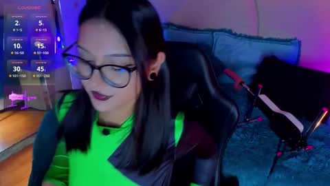 Abby online show from December 19, 8:04 pm