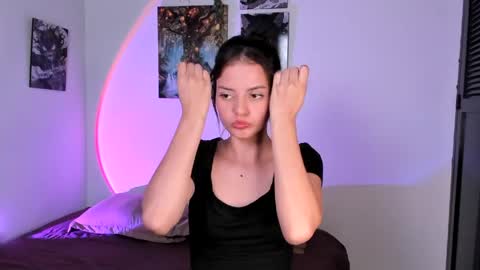 Abby Saenz online show from April 14, 6:33 pm