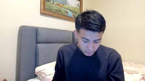 Independence model AbelAsburgo online show from September 20, 1:52 am