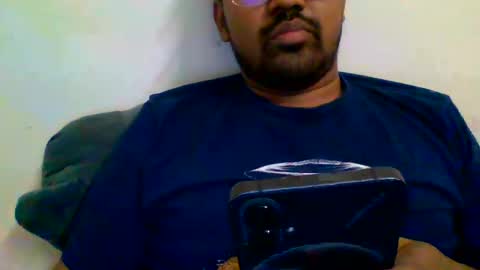 abhi online show from December 19, 5:40 pm