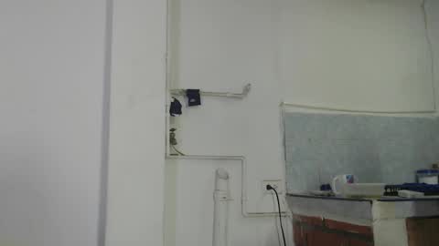Snapshot of abigail_jhonss chatting on March 12, 7:02 am abigail_jhonss online show from March 12, 7:02 am