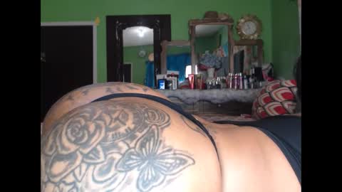 Snapshot of abigail_luv chatting on October 3, 3:37 am Abigail online show from October 3, 3:37 am