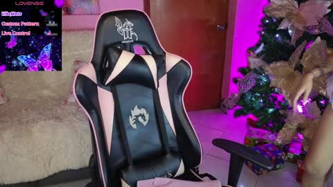 abigail_monroe__ online show from December 17, 4:12 am