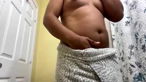 Snapshot of aboveaverage39 chatting on October 29, 7:43 am aboveaverage39 online show from October 29, 7:43 am