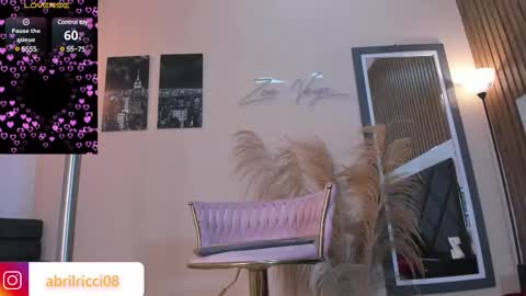 Abril  online show from February 24, 6:27 am