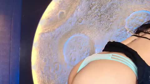 abrill_12 online show from February 21, 12:08 pm