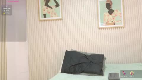 abrilmirren online show from December 1, 11:08 am