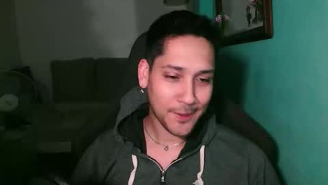 Snapshot of abruptoinusual chatting on October 30, 1:06 am abruptoinusual online show from October 30, 1:06 am