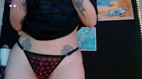 Absenta vert online show from February 9, 12:36 am