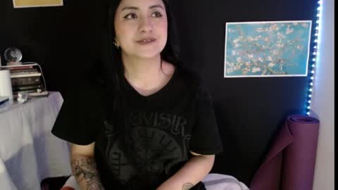 Absenta vert online show from May 11, 1:01 am