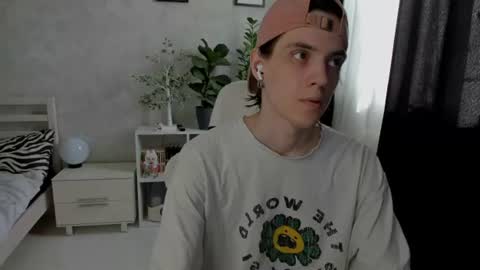abslut online show from July 3, 1:16 pm
