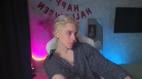 abslut online show from November 3, 2:29 pm