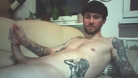 achix2704 online show from December 3, 8:20 pm