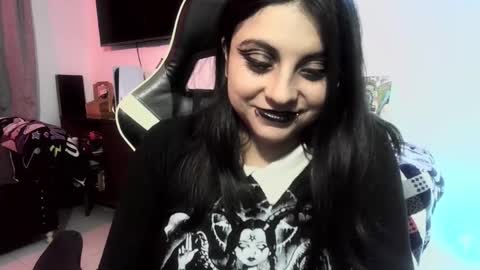 Alice online show from May 21, 2:29 am