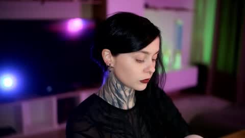 Snapshot of acid_pie chatting on October 16, 7:35 pm acid_pie online show from October 16, 7:35 pm