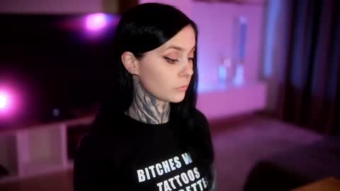 Snapshot of acid_pie chatting on October 21, 8:34 pm acid_pie online show from October 21, 8:34 pm