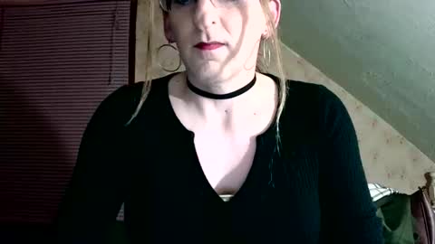 Ada DeVaux online show from February 1, 5:48 am