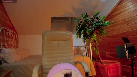 Adalyn online show from April 11, 11:03 am