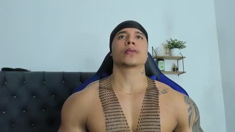 adam boss online show from February 4, 8:46 pm