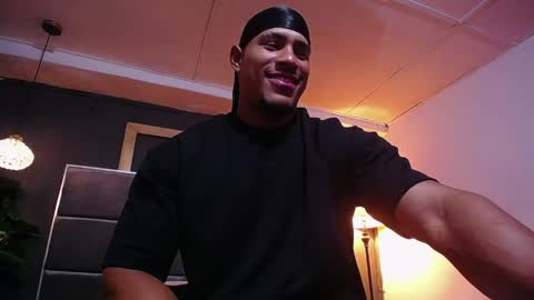 adam_fit19cm online show from April 13, 2:21 pm