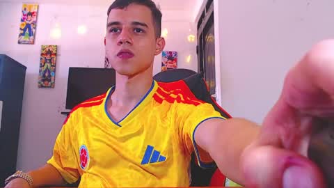 adam hot11 online show from March 19, 8:36 pm