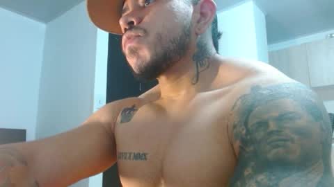 adam shilder7 online show from February 22, 8:11 pm