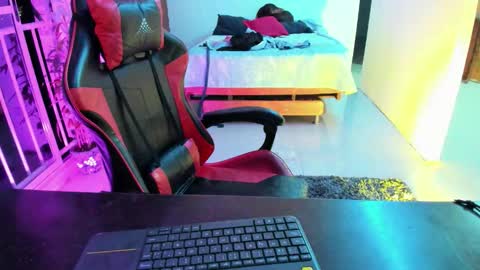 Adam Valencia online show from October 14, 12:24 am