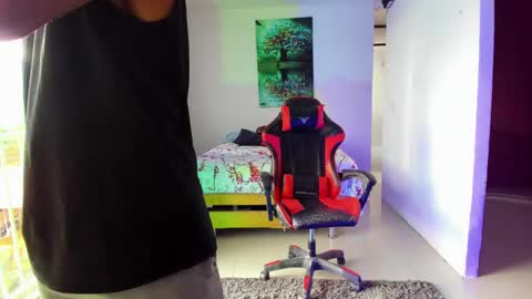 Adam Valencia online show from October 4, 7:22 pm