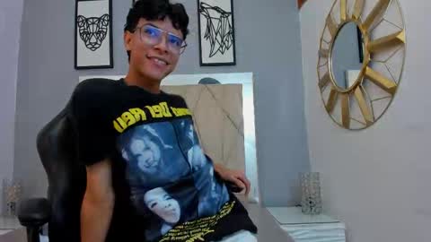 Adams Bobby online show from March 20, 11:26 am