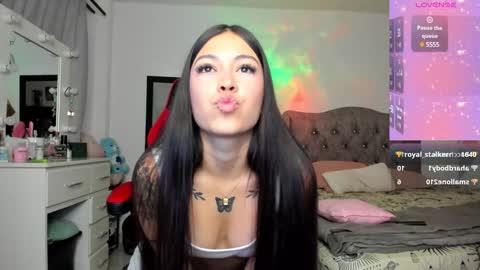 adams_mia online show from December 21, 7:38 pm