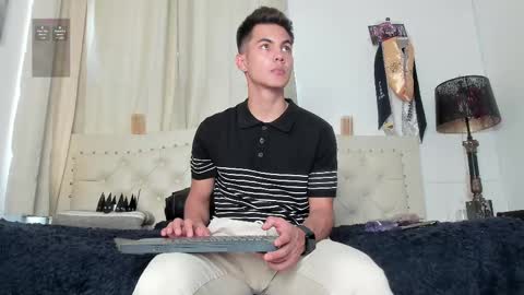 Snapshot of adams_ricci chatting on February 28, 7:25 pm Adams online show from February 28, 7:25 pm