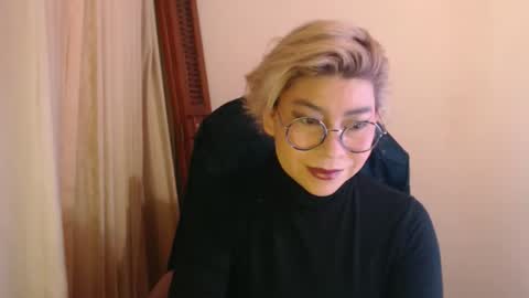 adan_romanoff online show from March 14, 9:24 am