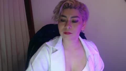 adan_romanoff online show from January 8, 8:53 am