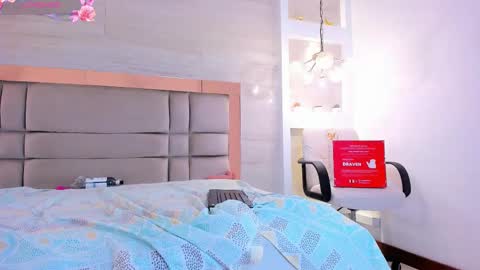 adara scot online show from February 12, 6:19 pm