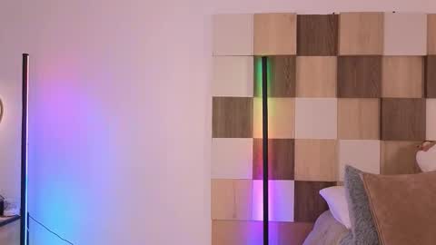 Andrea online show from February 9, 1:37 pm