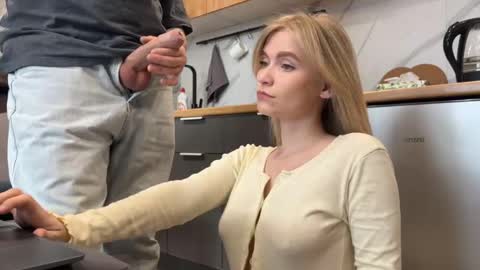 Adele Nick online show from April 20, 3:53 am