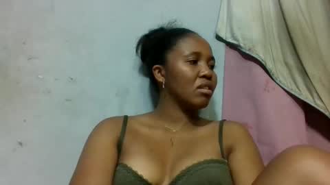 adelealy online show from June 3, 2:47 am