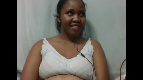 adelealy online show from November 29, 8:16 pm