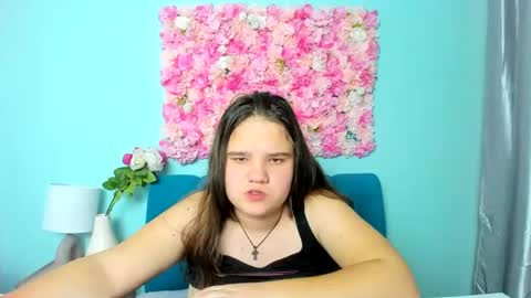 adelecruzz online show from February 24, 4:58 pm