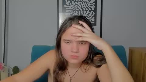 adelecruzz online show from January 15, 1:42 pm